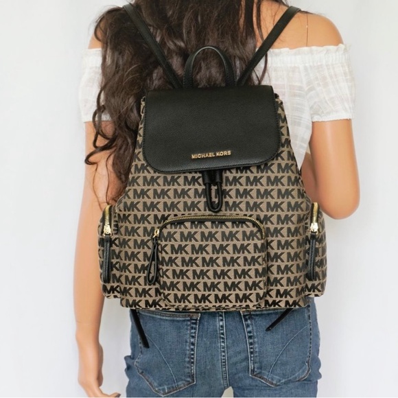 Michael Kors book bag - Picture 4 of 4